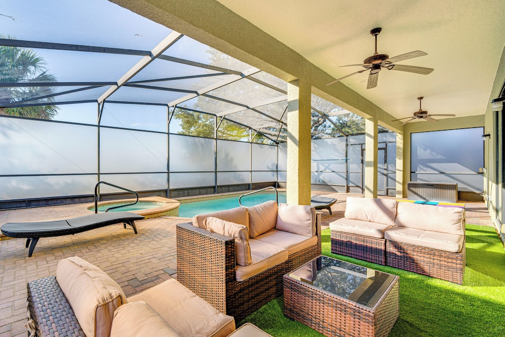 16 Mi to Animal Kingdom: Family Home w/ Pool