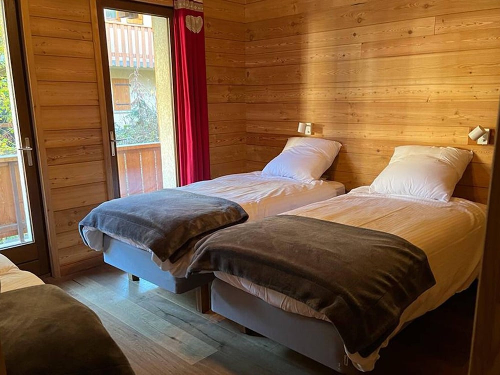 Chalet in Les Deux Alpes With Panoramic Views