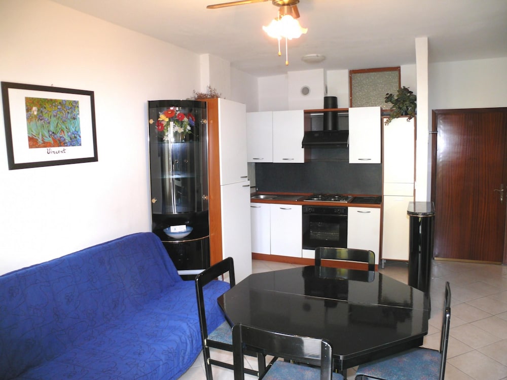 Elba 24 in Bibione With 1 Bedrooms and 1 Bathrooms view 4
