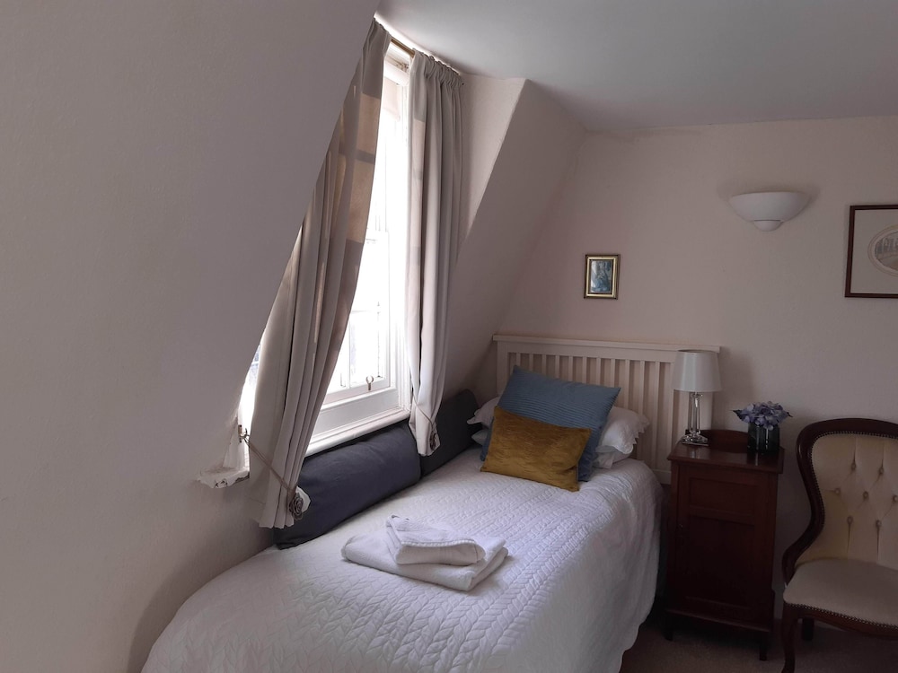 Brocks Guest House