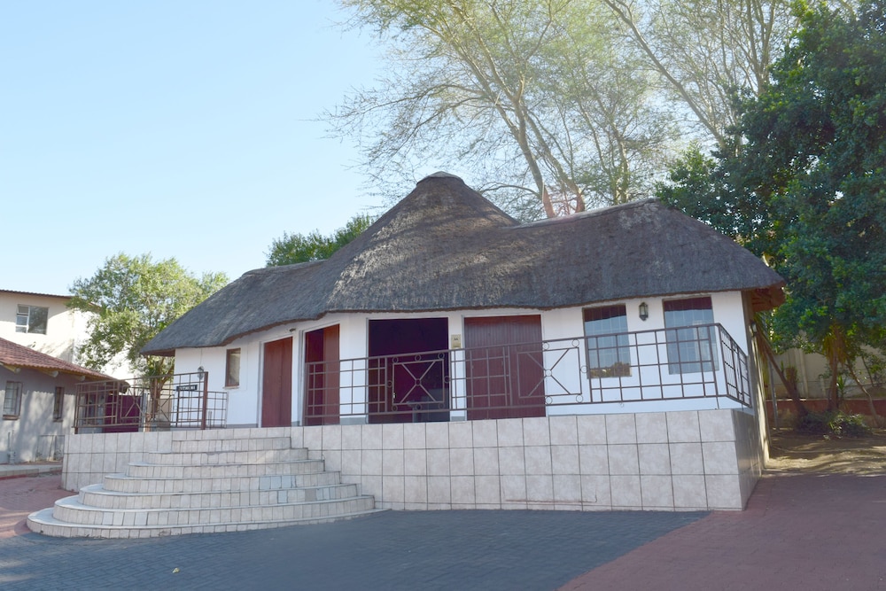 Mthunzi Lodge