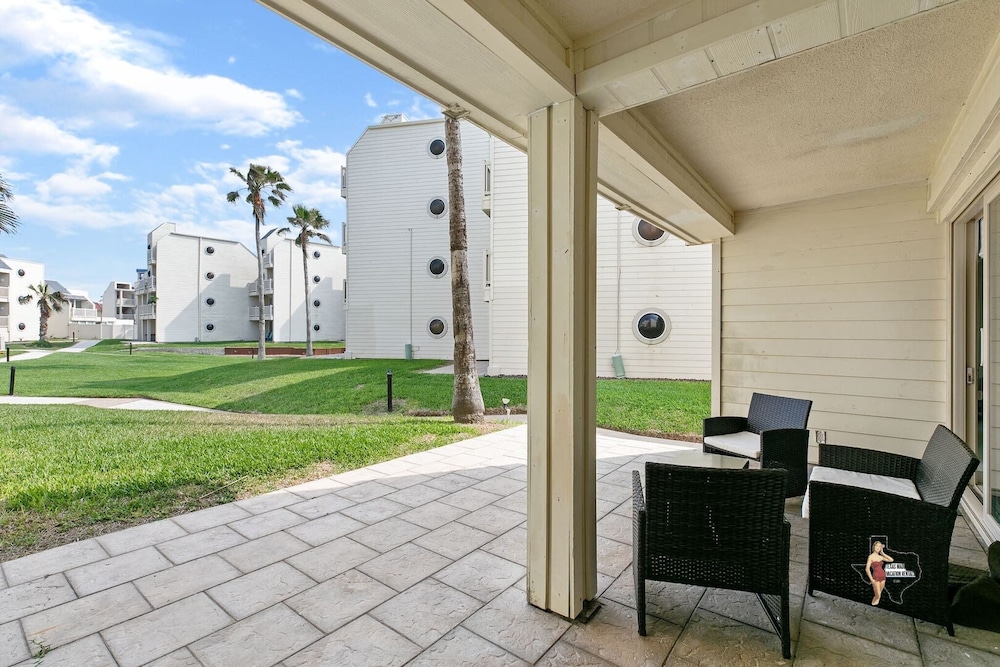 Bahia Mar Solare Resort Condos