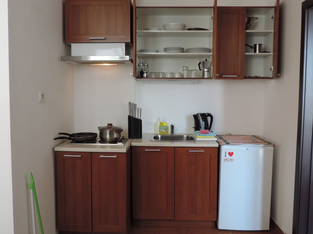 Gondola Apartments & Suites view 2
