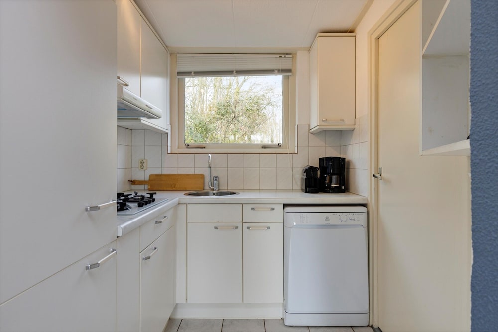 Apartment Near North Sea Beach