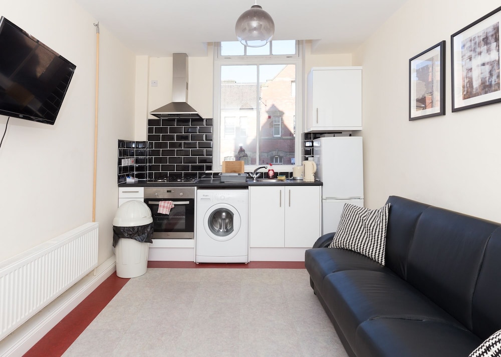 Gateshead Vacations - The Apartment Company - Property Image 4