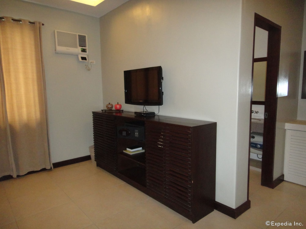 Cebu Vacations - Alba Uno Hotel - Property Image 2