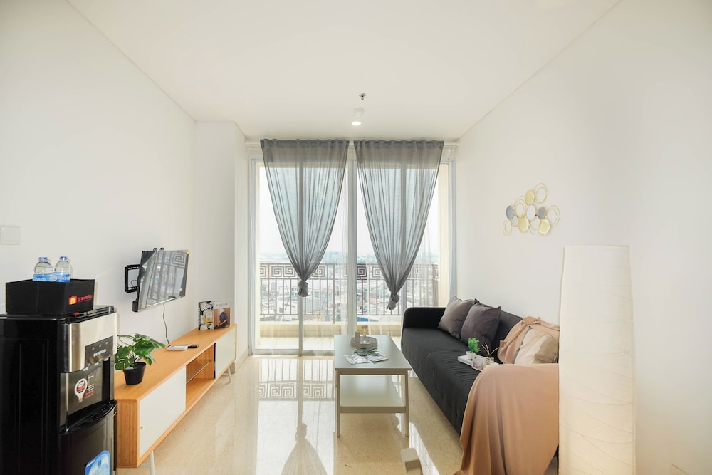 Boho Touch 2Br Apartment With Extra Room At Lucky Tower Residence