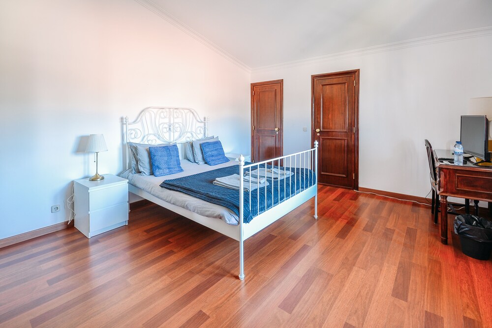 Limmo Garden Guest House