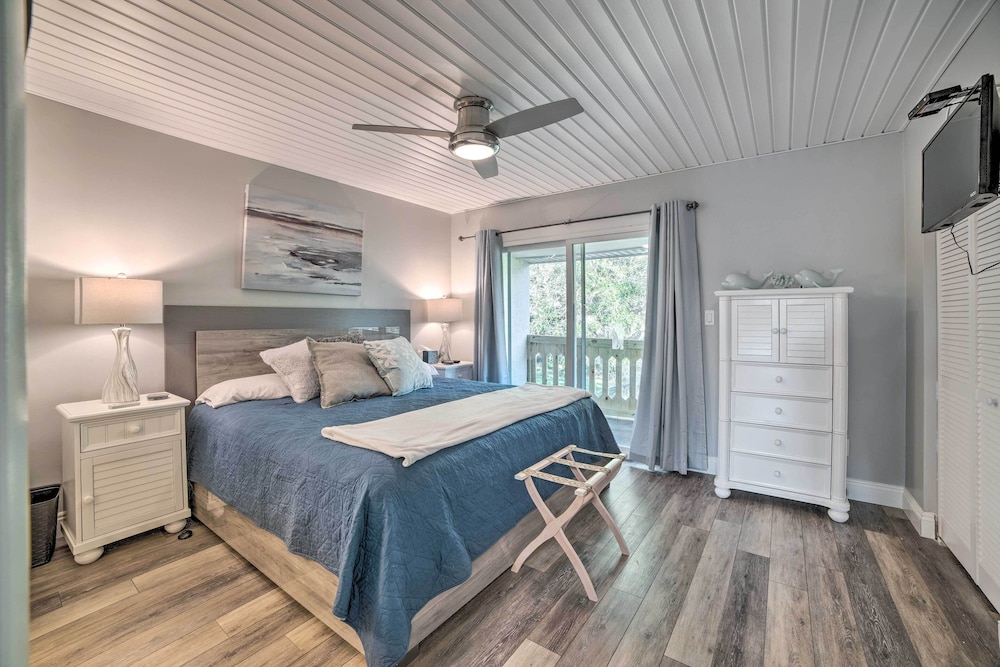 PCB Townhome: Walk to Beaches, Resort Amenities!