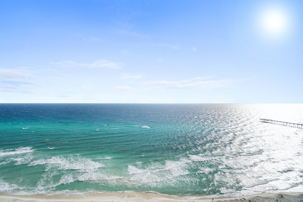 Calypso Beach Resort by Panhandle Getaways