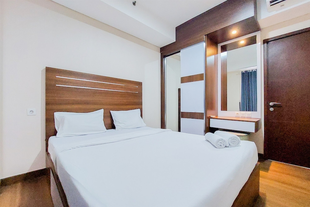 Comfort and Modern Look 2BR Apartment Springwood Residence
