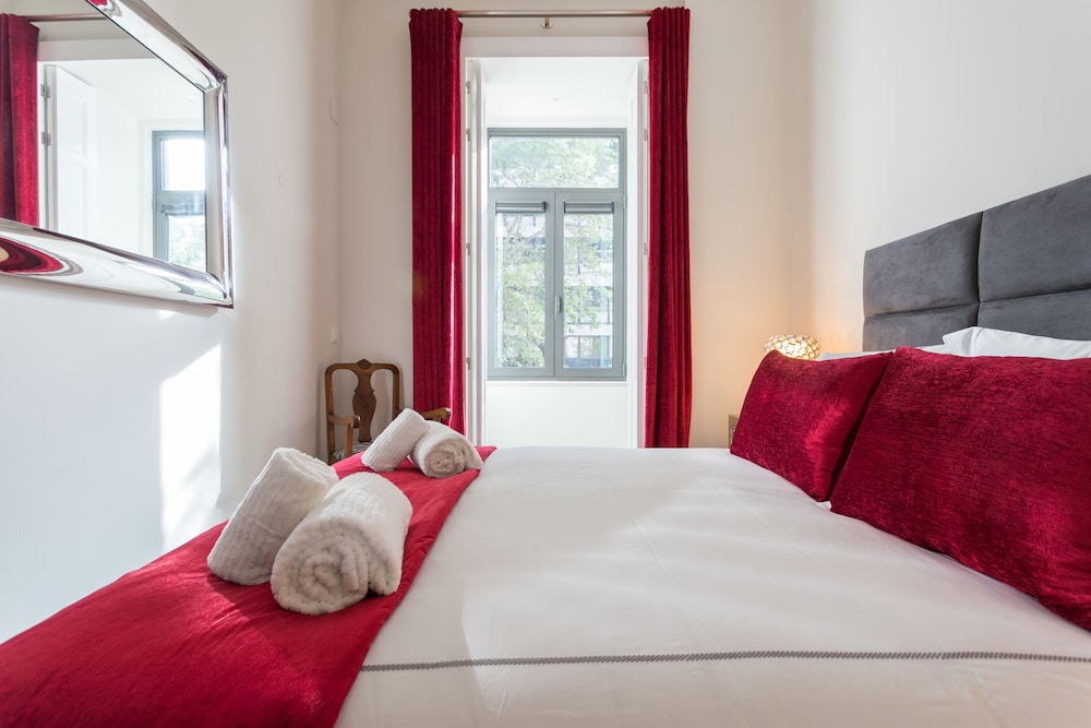 Castilho Premium Living by All In Lisbon view 5