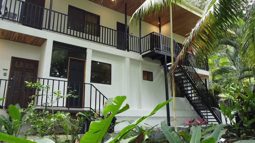 Riverside Apartments