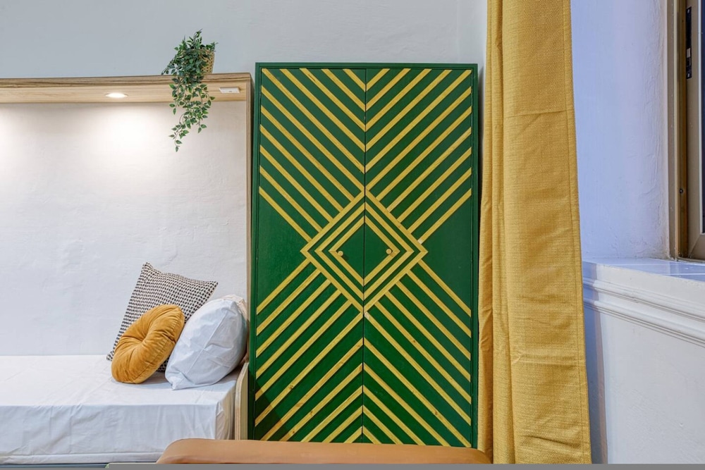 Lilly the Traditional Maltese Townhouse in Sliema