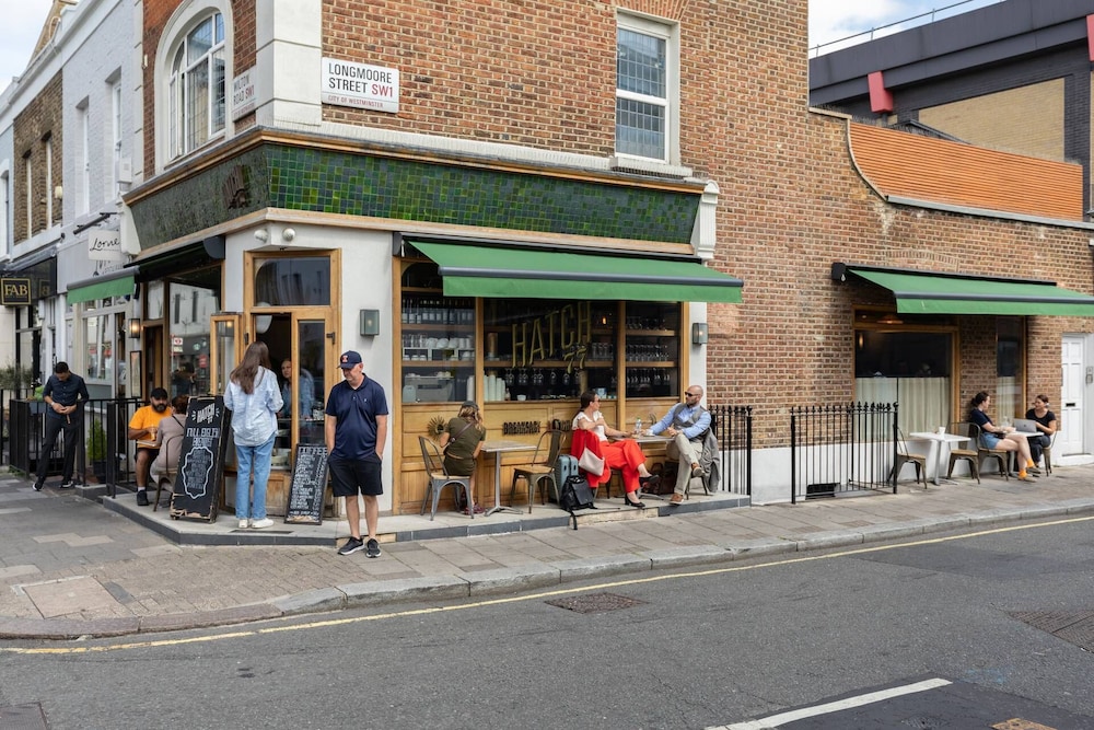 Clarendon Street by Onefinestay