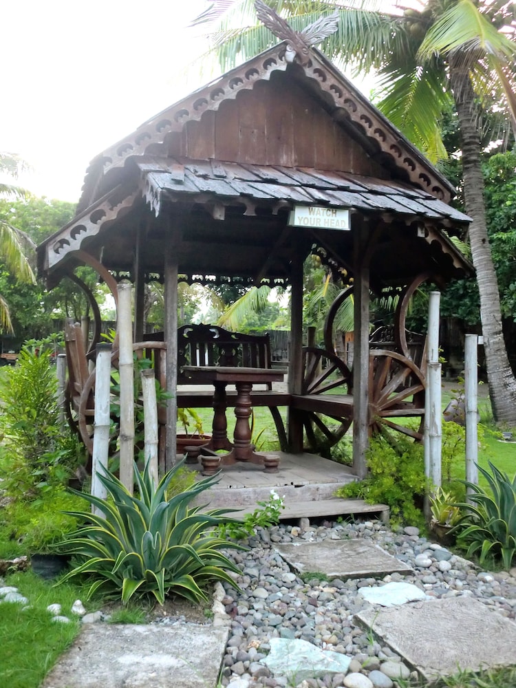 Hoyohoy Villas