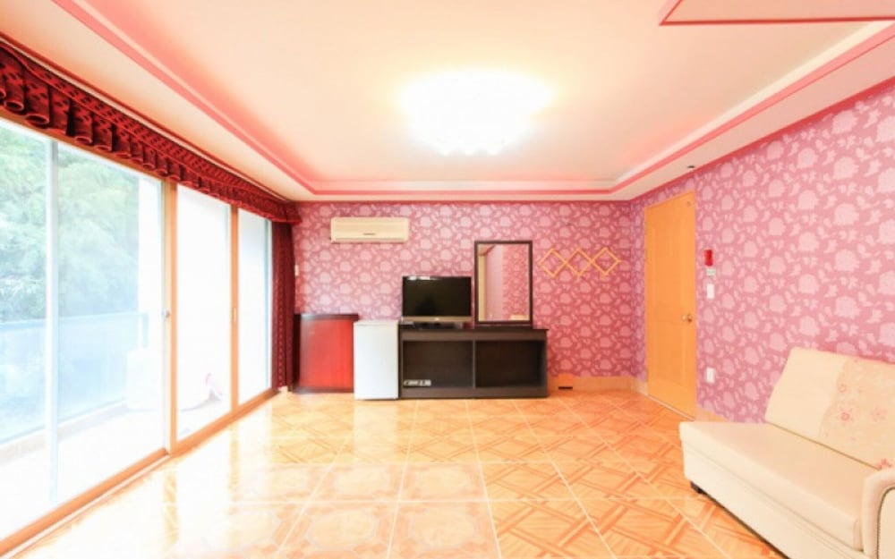 Pohang Guryong Fising Pension view 3