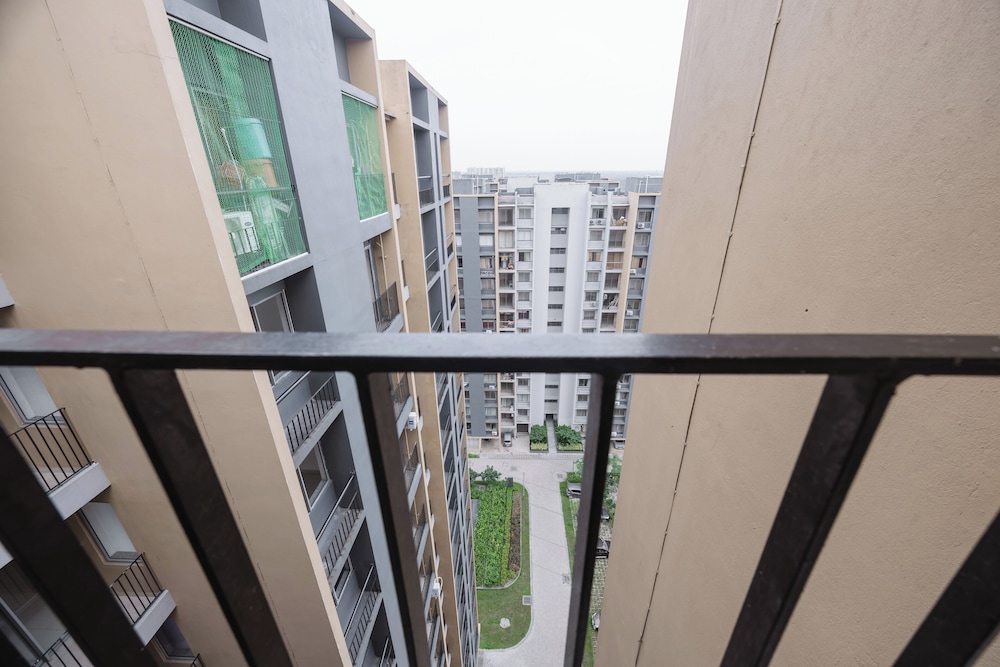 Velora Vista by Jadecaps2bhknr IIM Kolkata