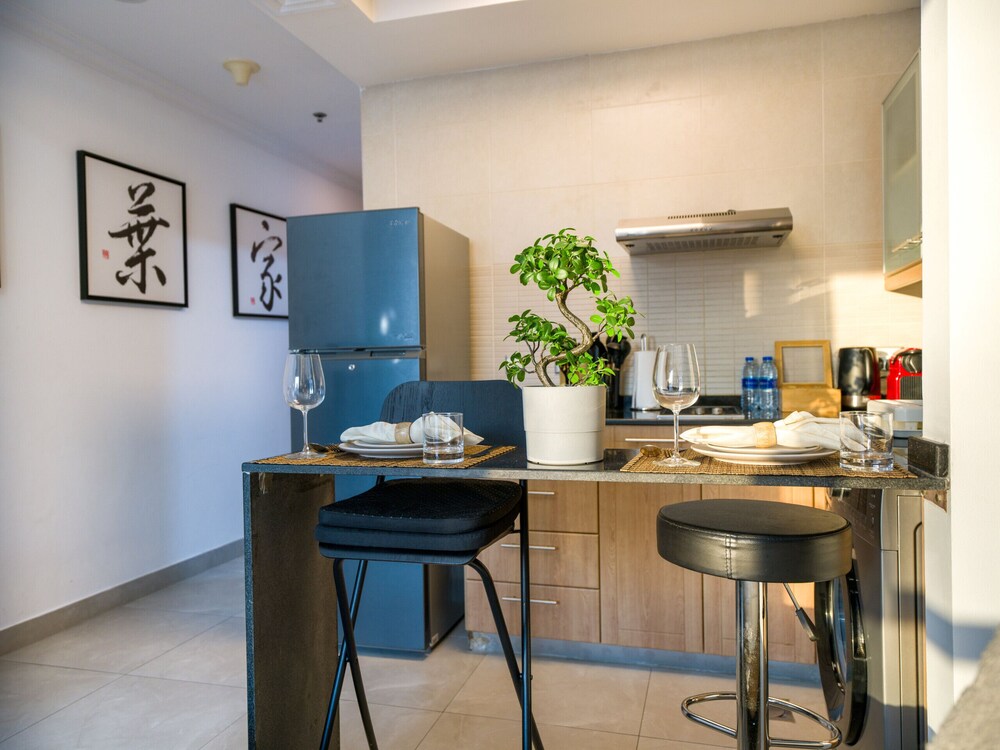 Easygo- Serene STU in Dubai Marina Zum