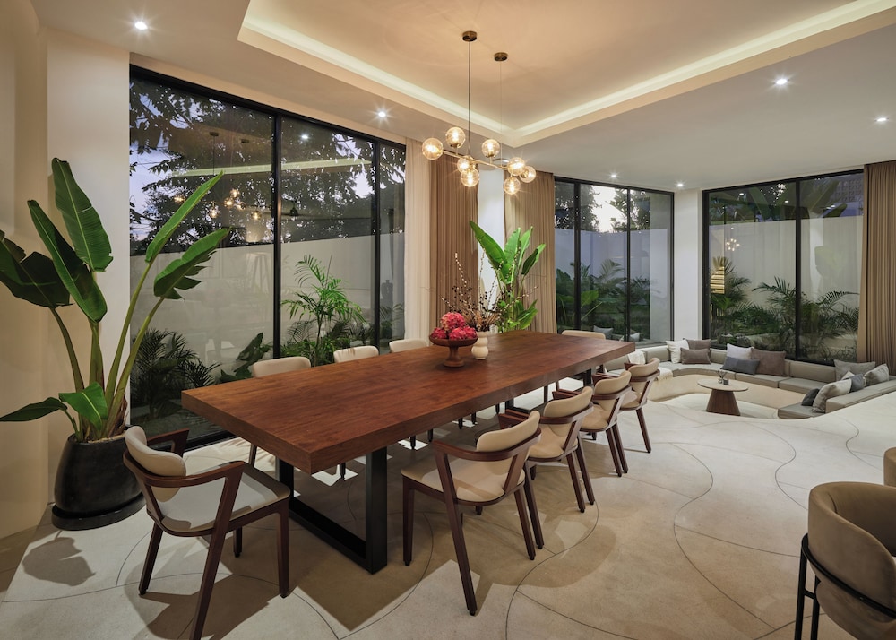 The River Villa by BREIG