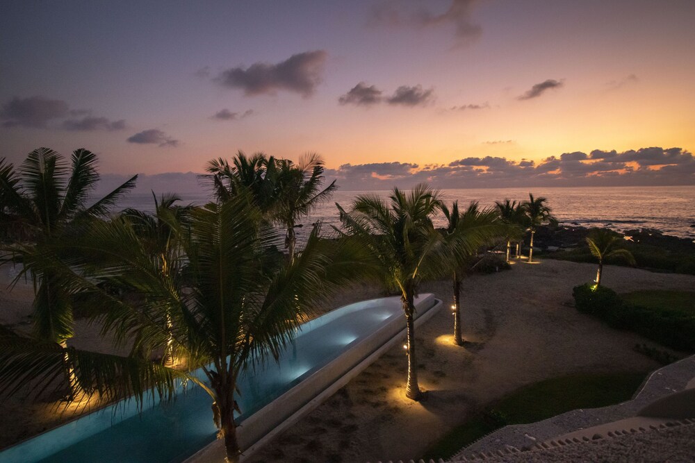 Punta Majahua Condos
