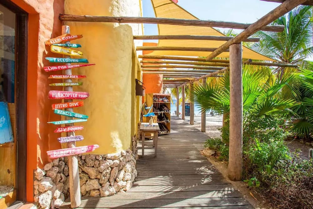 NEW Casa Luna Luxury Apartment at Blue Bay