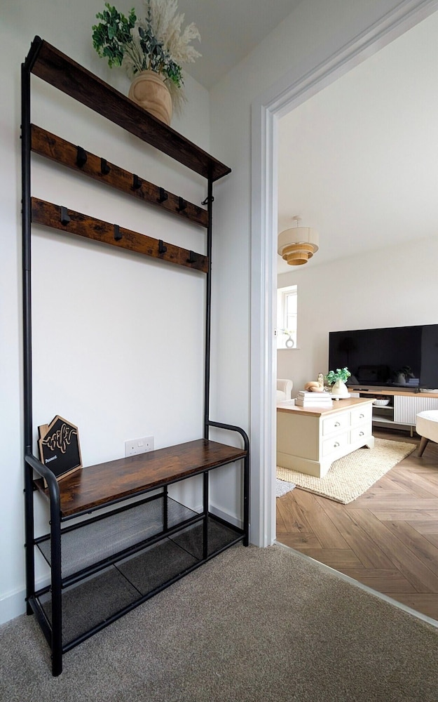 Cotswold Green - Sleeps 5 - Free EV Charge