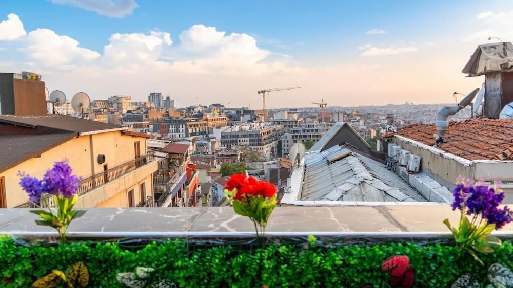 Santa Rio Taksim - Image 28