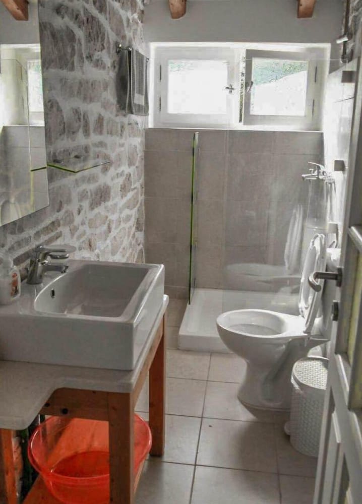 Millers Cottage Large Private Pool A C Wifi - 2497 view 2