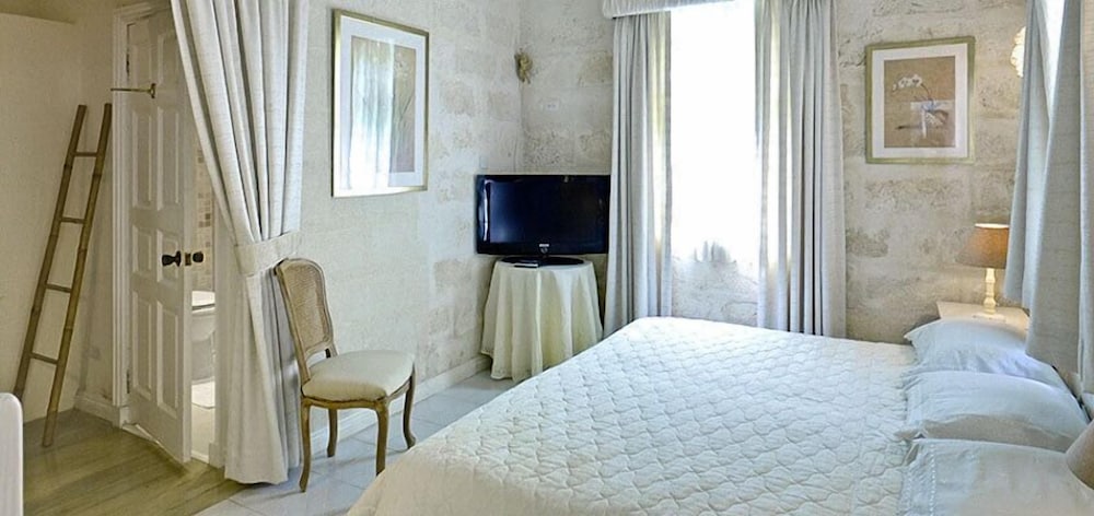 Villa Whitegates