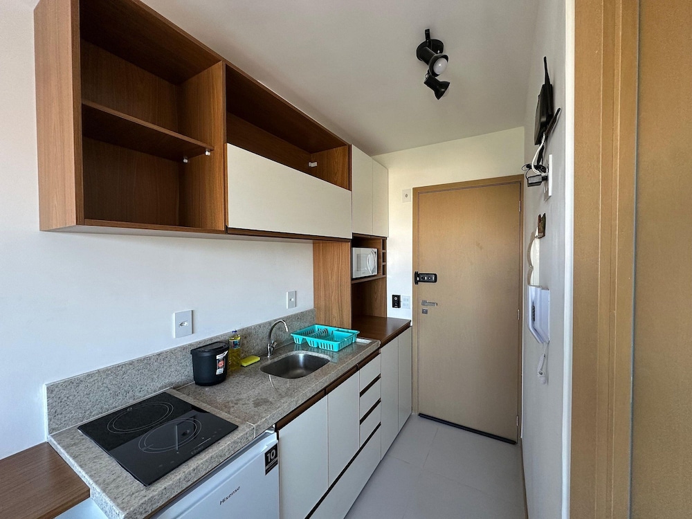 Fully Equipped Apts With Leisure Minutes From the Beach Hfos