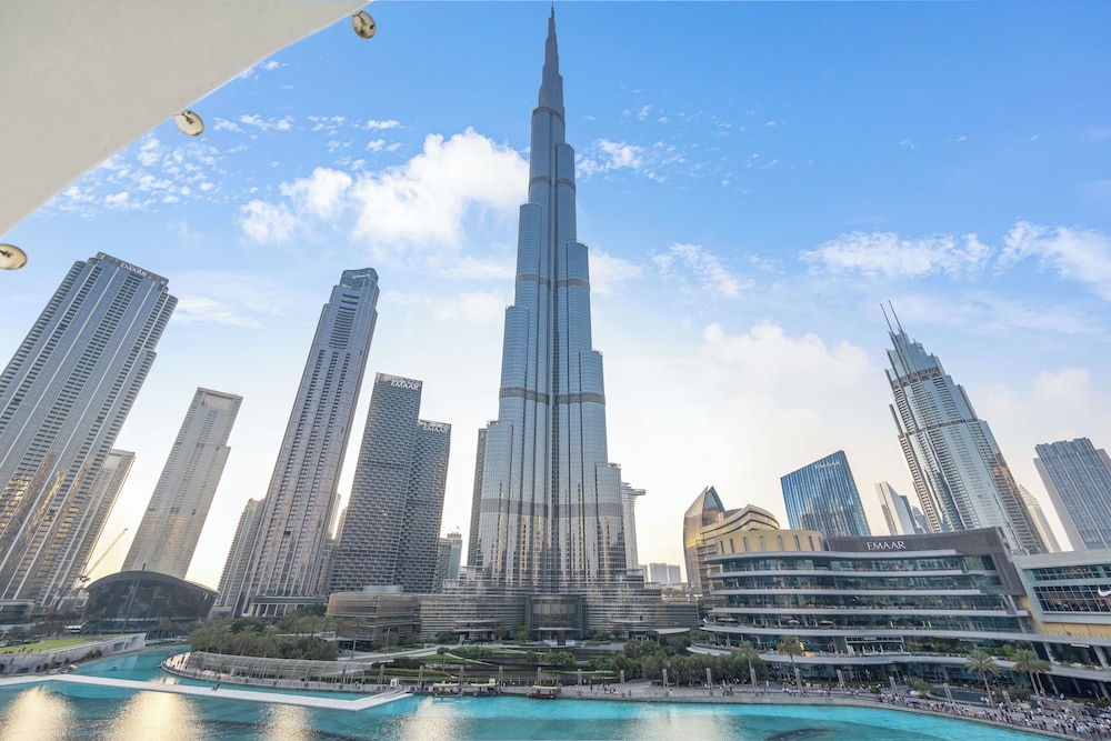 Durrani Homes - Heaven on Earth collection 5BR with panorama Burj Khalifa and fountain views