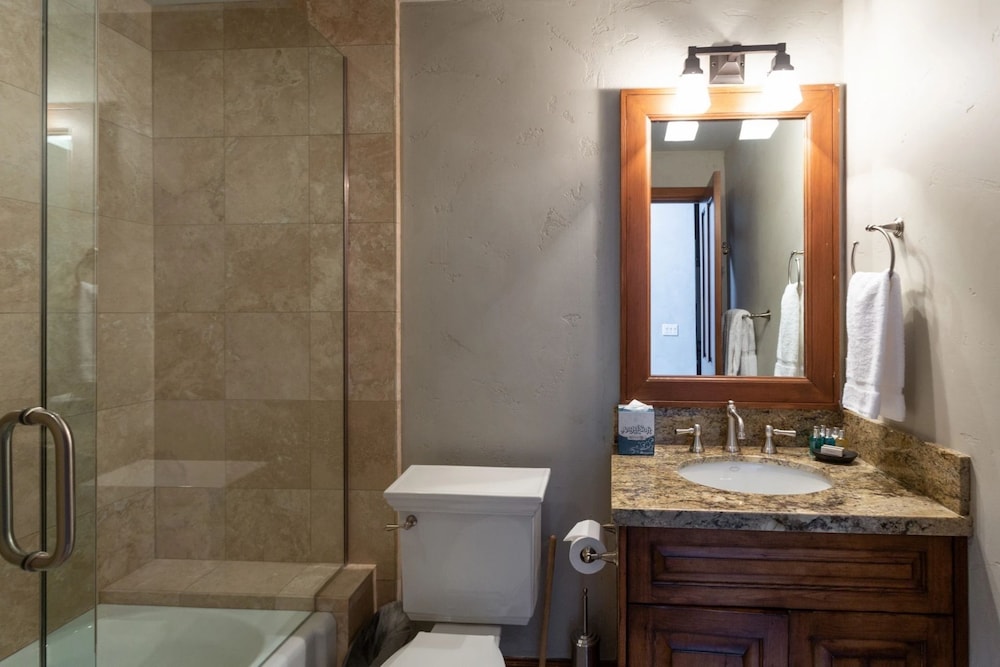 Stag Lodge at Deer Valley Resort - Four Bedroom Residence with Spa #33 4 Condo