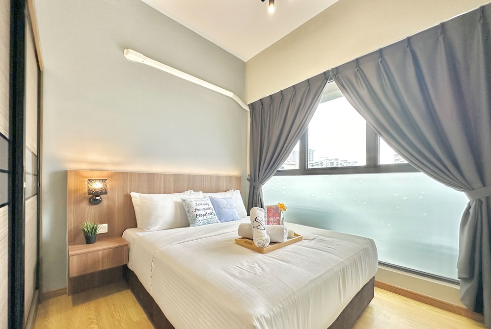 Country Garden Danga Bay Sea View Homestay by Stayrene