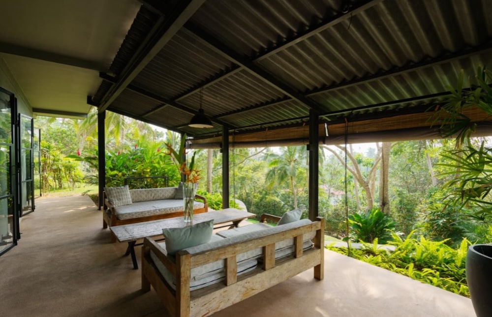 Cool and Contemporary Hilltop Villa With Ocean Views view 3