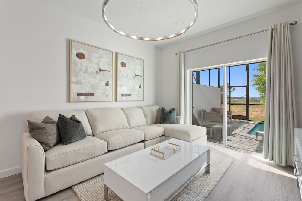Harmony Haven Boutique Townhome At Azzure Resort Near Disney By Shine Villas 6 Bedroom Townhouse
