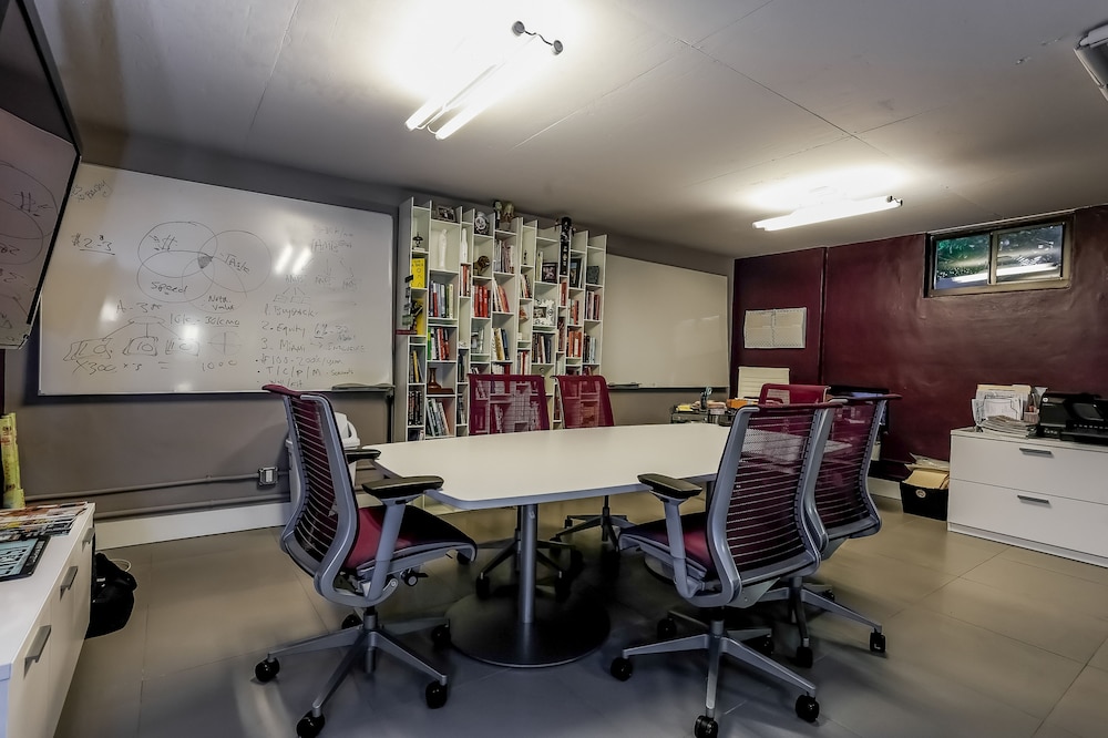 meeting & event spaces