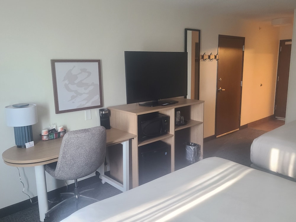 Spark by Hilton Dothan