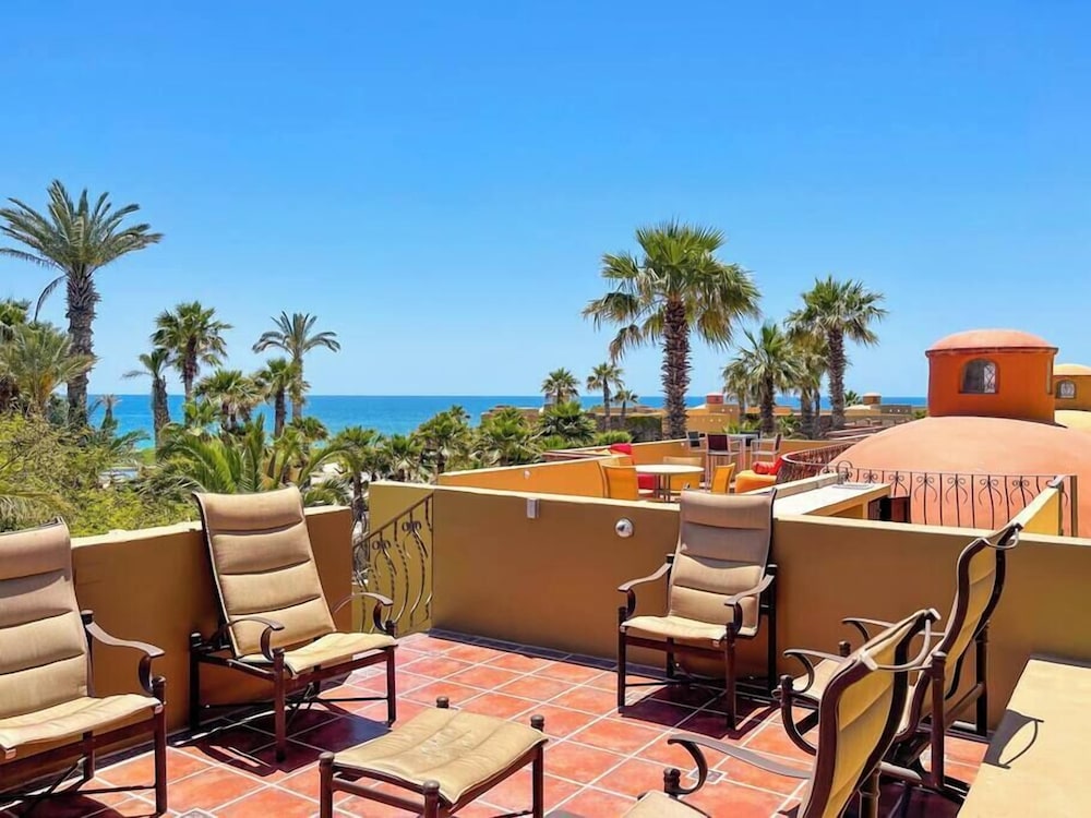 Stunning Villa at Sandy Beach With Beach