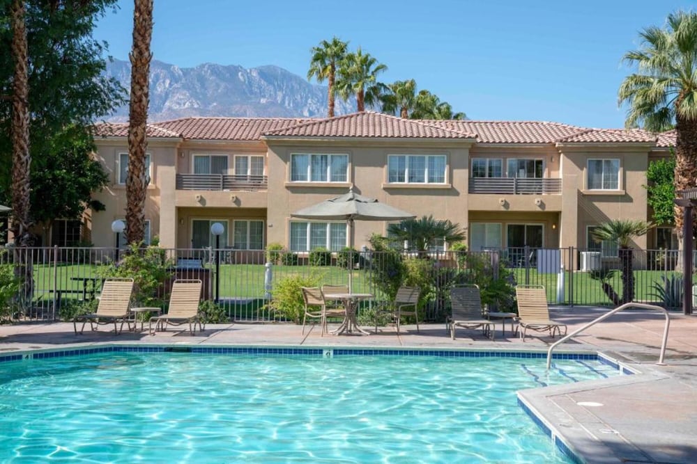 Cimarron Golf Resort