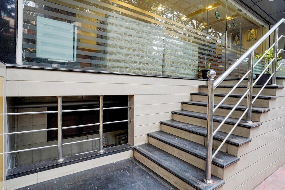 Super Hotel O Thimmaiah Rd Rajajinagar