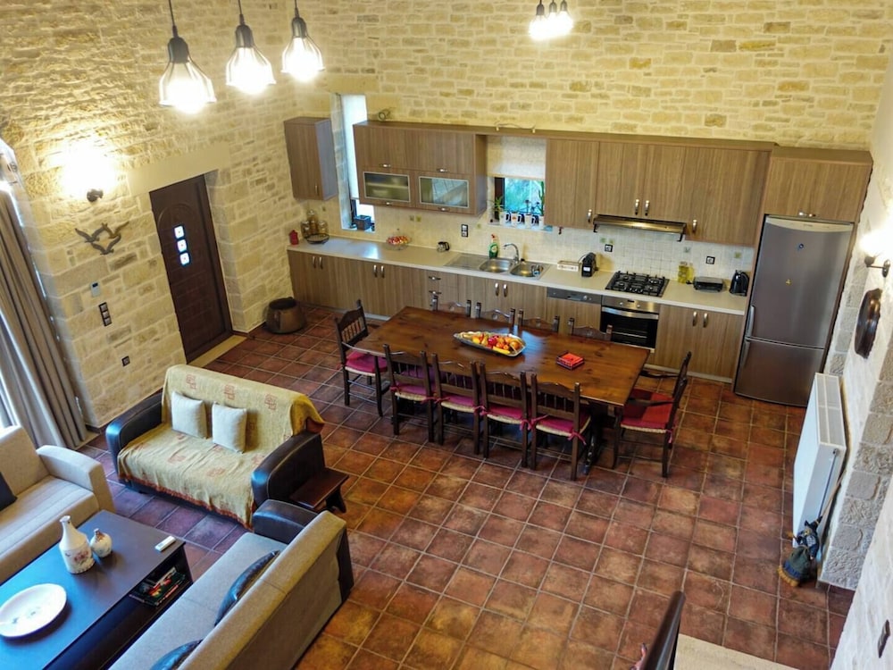 ReCrete - Retreat in Crete