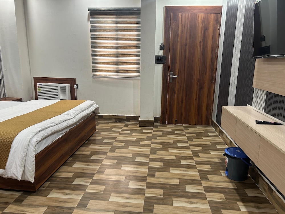Hotel Shri Dauji Maharaj Palace