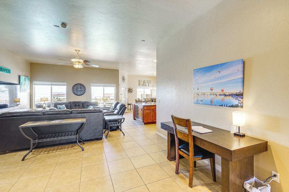 Lake View & Games: Spacious Oasis in Lake Havasu!