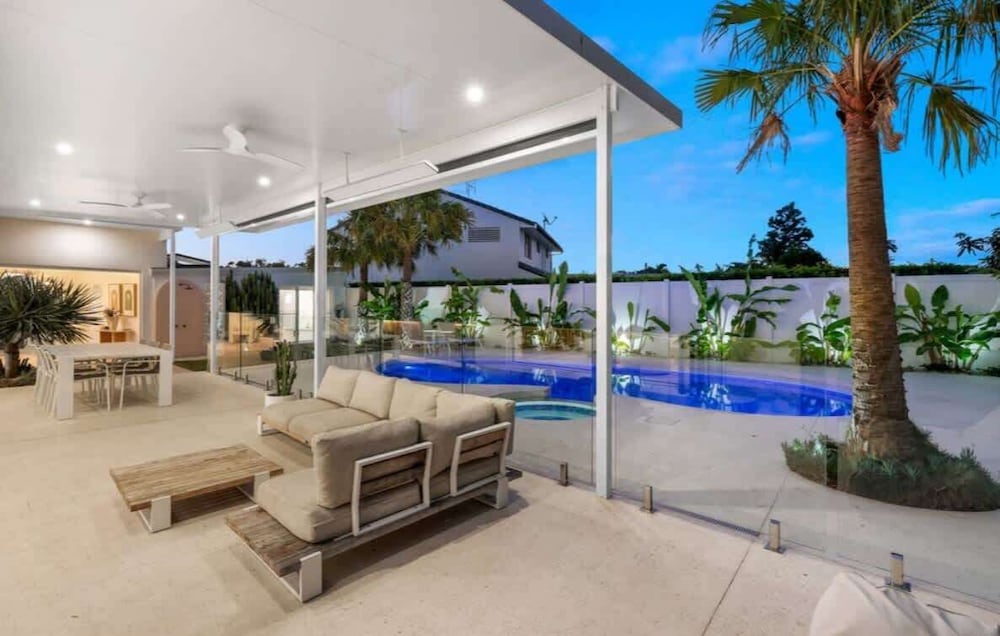 Casa Palma in Mermaid Waters