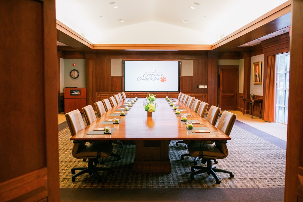 meeting & event spaces