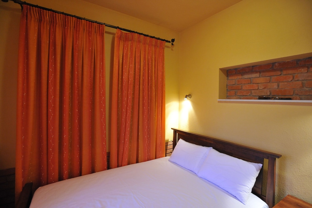 Symmetron Suites photo 5