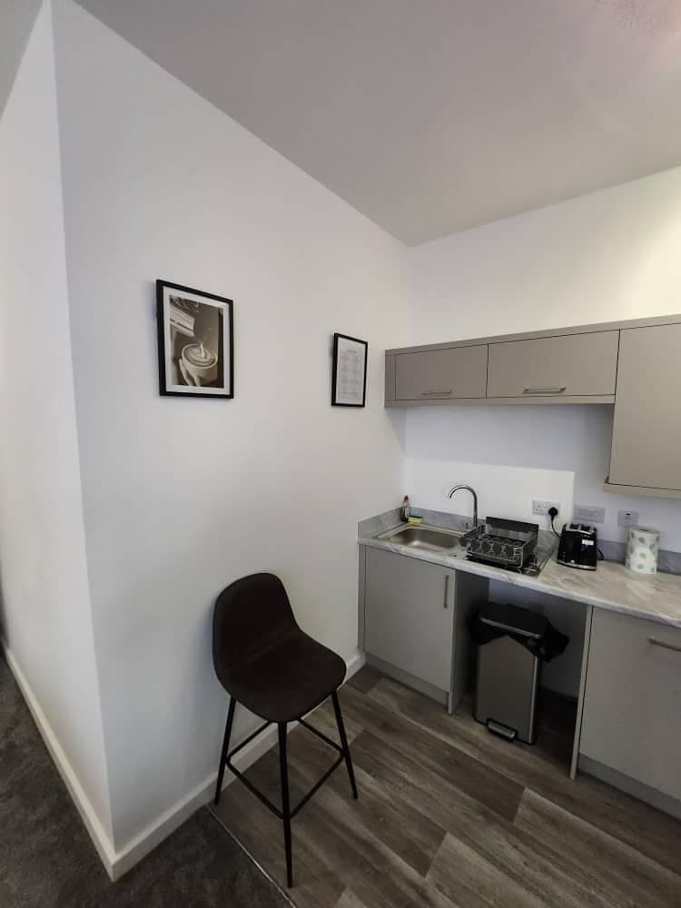 Home Away From Home in Burton on Trent view 5