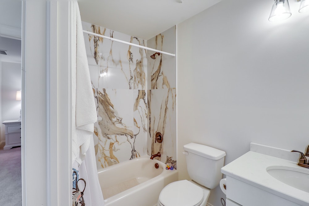 Eastern Shore Getaway: Walk to Tolchester Marina! - Property Image 39