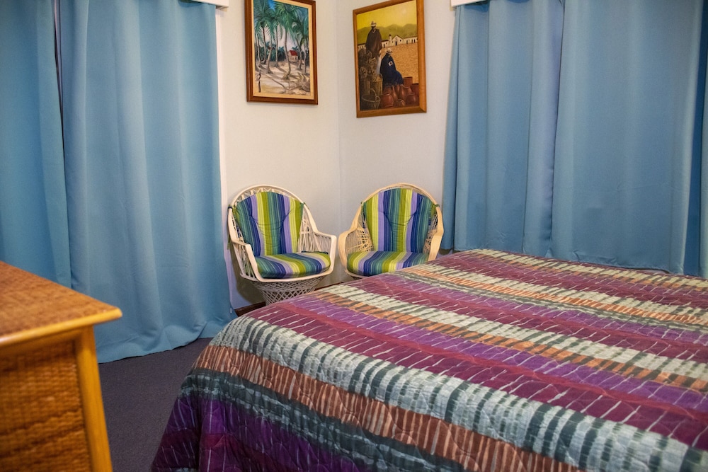 Easy Living Apartments view 5